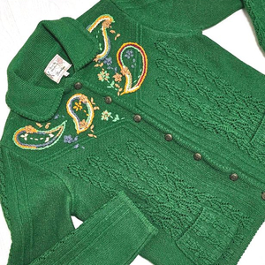 비꼴리끄 울100%자수가디건M