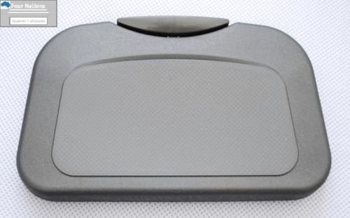 새 회색 차량용 뒷좌석 테이블 컵 홀더 거치대 여행용 용품 차량용 뒷자석 이미지