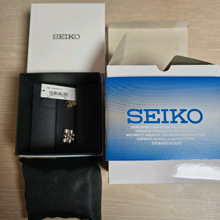 세이코 gmt 오토매틱 시계 ssk001 새상품급--5