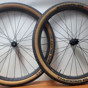 젠티스 스쿼드 2.5 29R 부스터 카본 휠셋