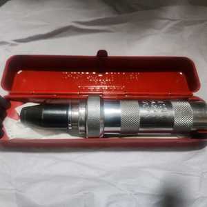 베젤 임팩(타격) 드라이버