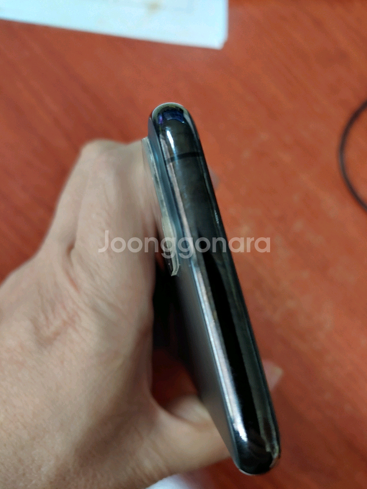 아이폰11프로 256기가 팝니다--3