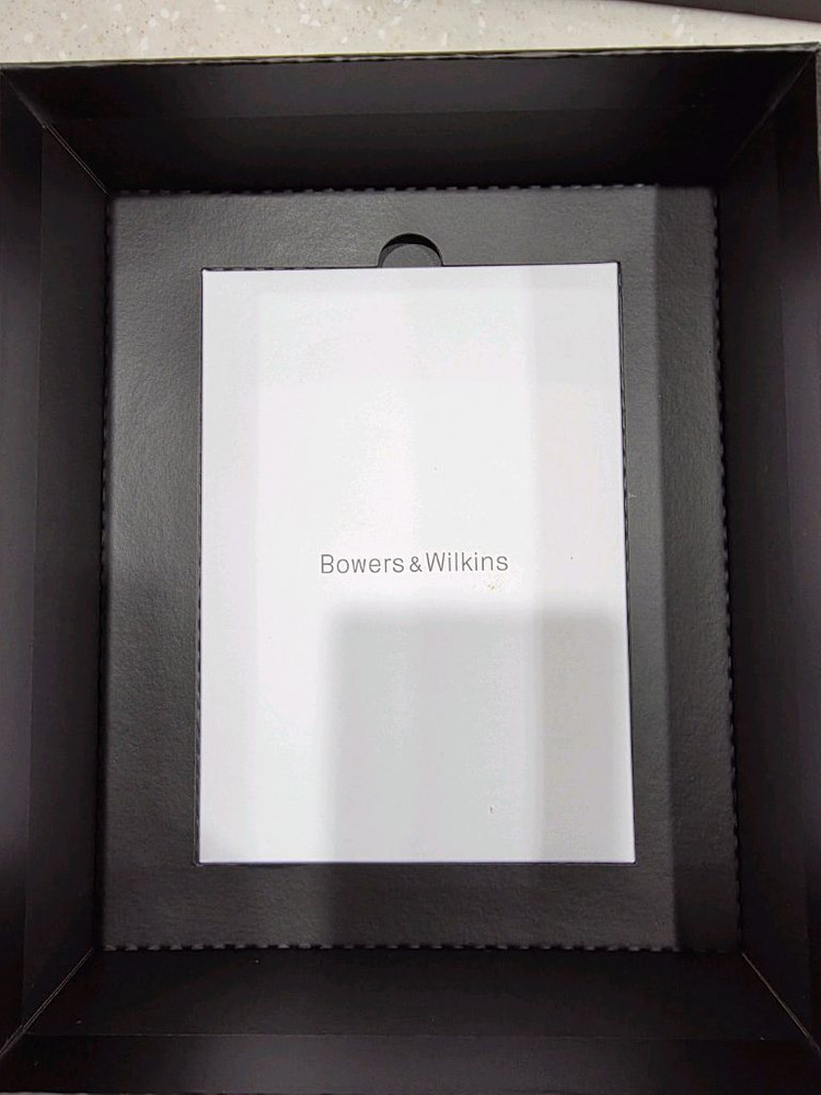 바워스앤윌킨스 PX8 맥라렌 판매합니다--2