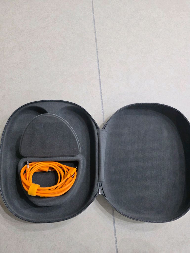 바워스앤윌킨스 PX8 맥라렌 판매합니다--4