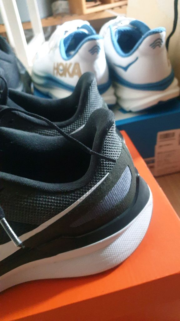 나이키 스트럭처 25 270 블랙 색상--4