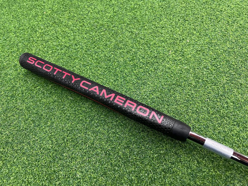 스카티카메론 퓨츄라 5.5M 34인치 퍼터 판매합니다 정품O/커버X 이미지