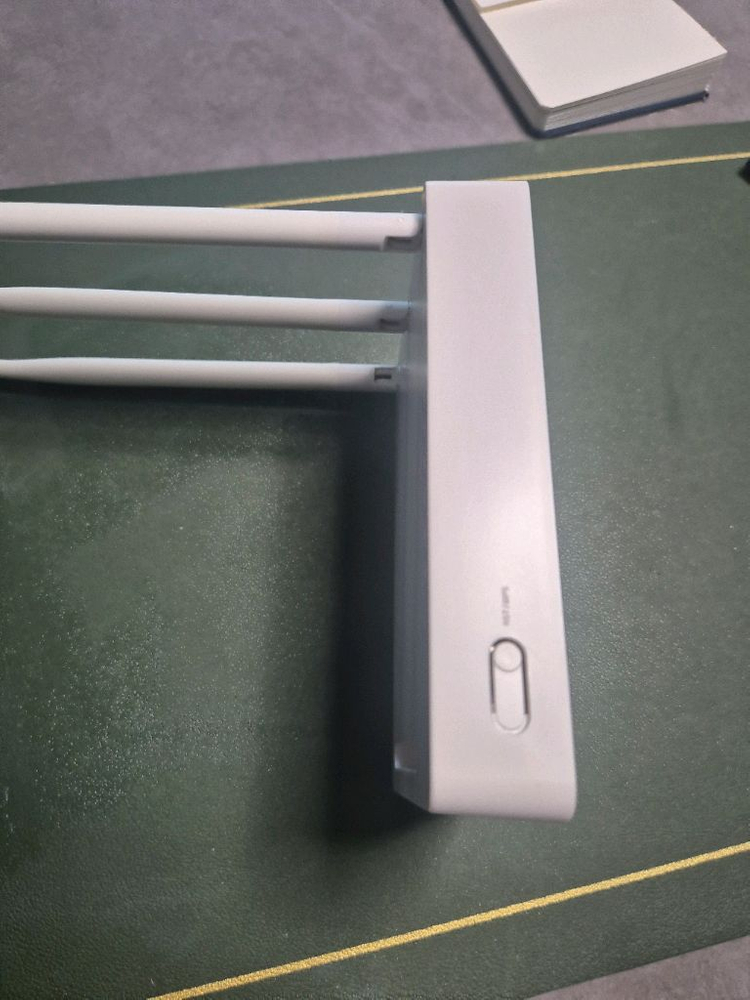 ipTIME 유무선 공유 깨끗하고 작동잘됩니다--3