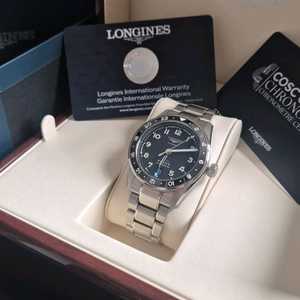 론진 스피릿 줄루타임 39mm팝니다.