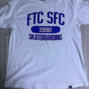 (L) FTC 2023 유니버시티 반팔 티셔츠 화이트