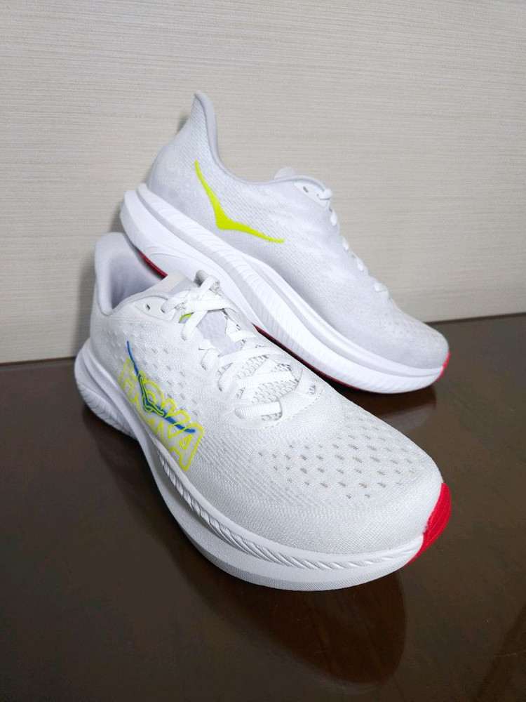 (새상품) 호카 호카오네오네 마하 6 러닝화 클라우드 화이트--2