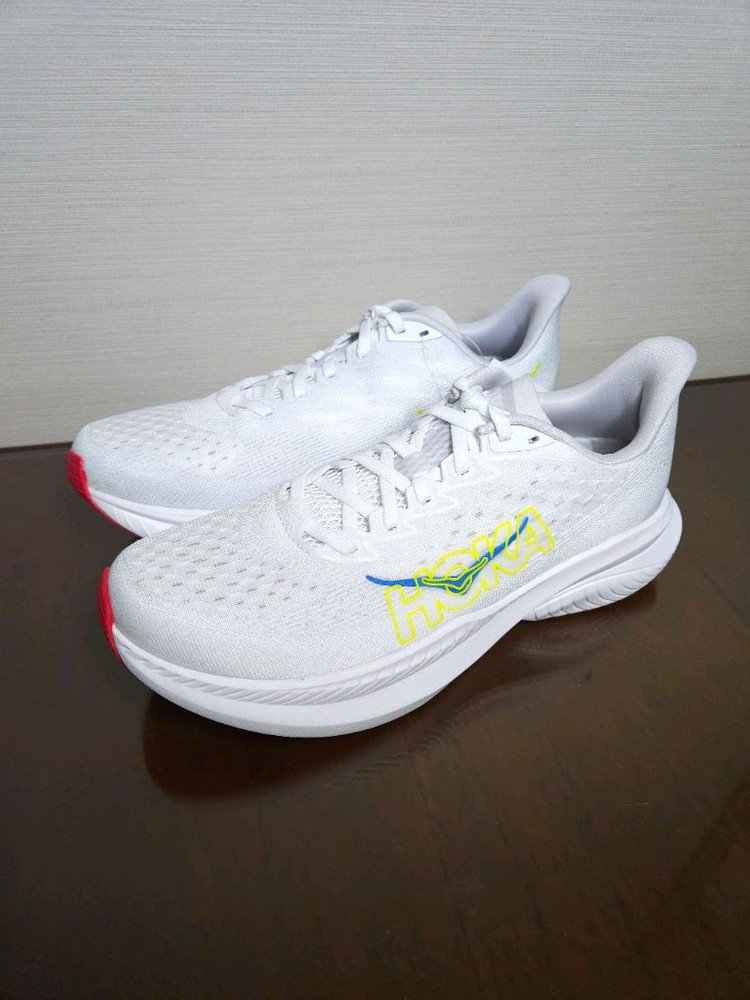 (새상품) 호카 호카오네오네 마하 6 러닝화 클라우드 화이트--5