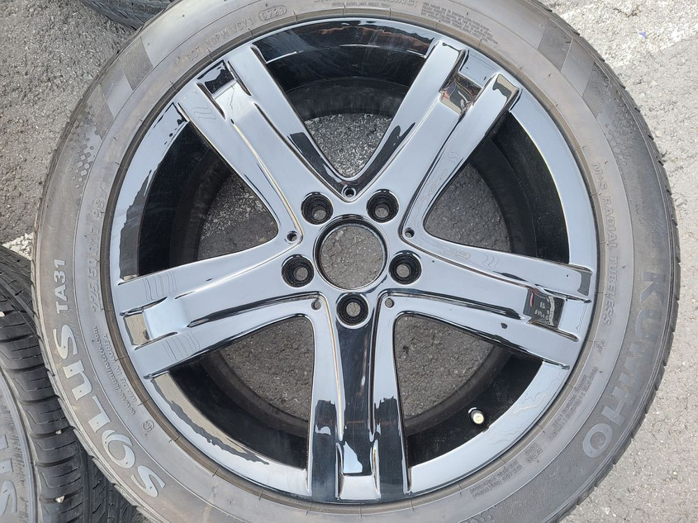 벤츠 C클래스 17인치 2255017 휠타이어 팝니다--3