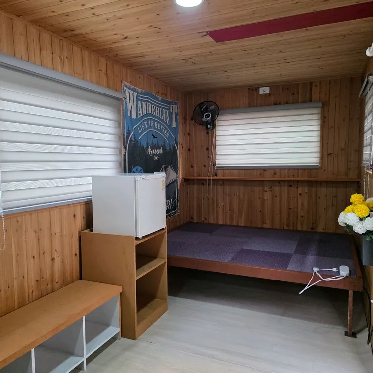 캠핑장 최고급 시설을 갖춘 컨테이너 호텔방입니다.(2.4-6.0) 775만원 이미지