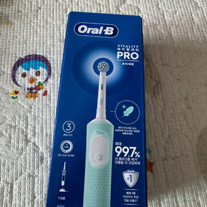오랄비 바이탈리티 PRO 민트 전동칫솔 미개봉 새상품