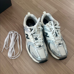 뉴발란스 운동화 530