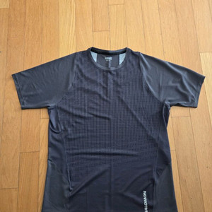 살로몬 센스 에어로 티 M사이즈