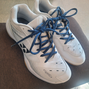 배드민턴화 65Z 245사이즈