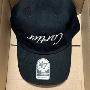 끼르띠에 블랙 볼캡 nptsss