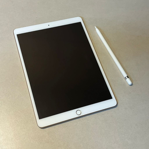 아이패드 에어 3세대 + 애플펜슬 1세대 세트 이미지