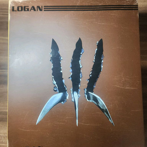 메즈코 로건 팝니다. 1/12액션피규어