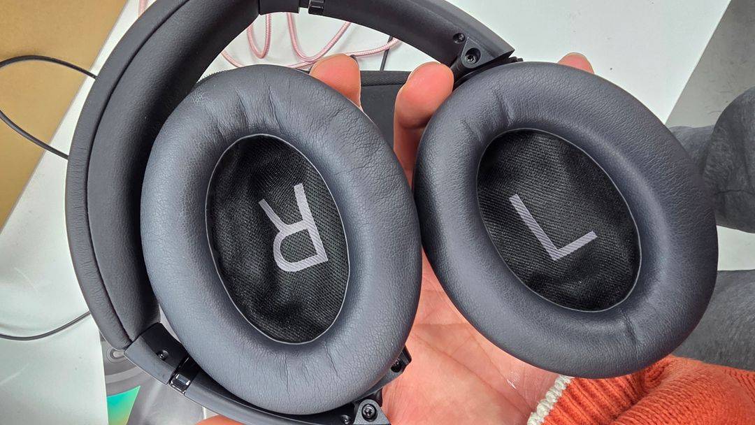 보스 노이즈 캔슬링 와이어리스 헤드폰 qc sc 블랙/부산직거래/택배가능--3