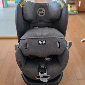 싸이벡스 제로나 아이소픽스 카시트