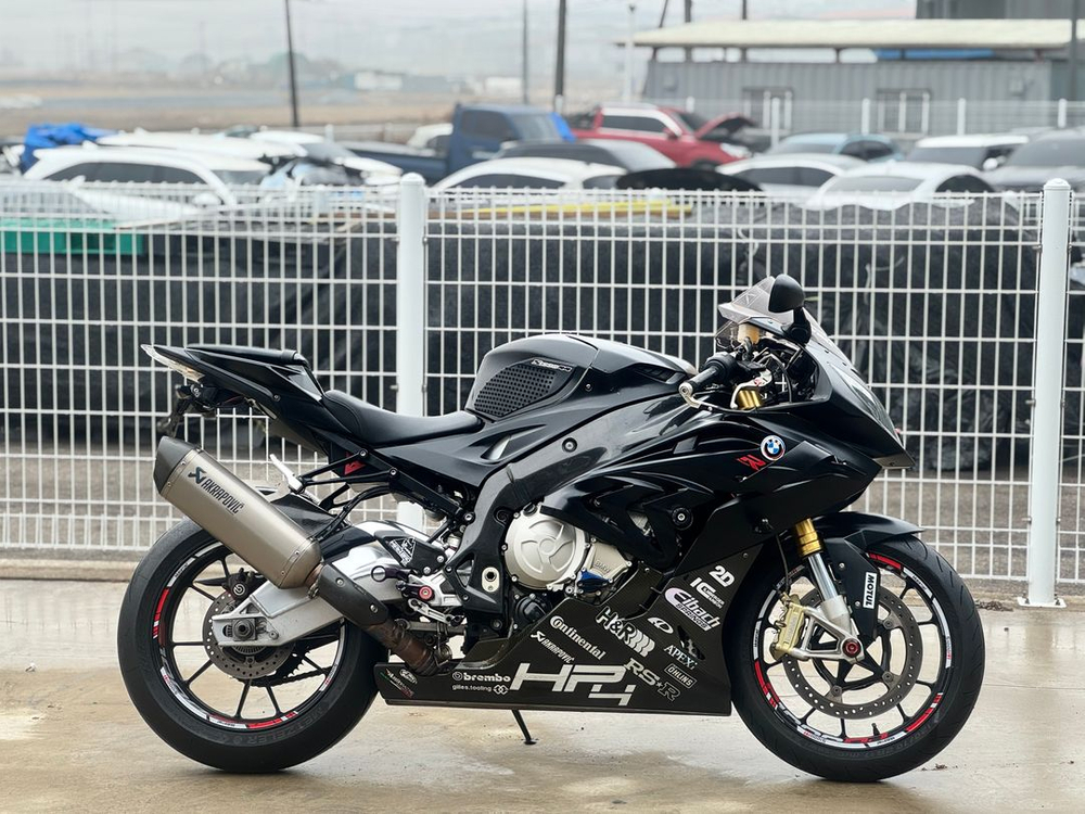 BMW S1000RR 15년식 아크라 풀배기 구변완료 4만KM 판매합니다 이미지