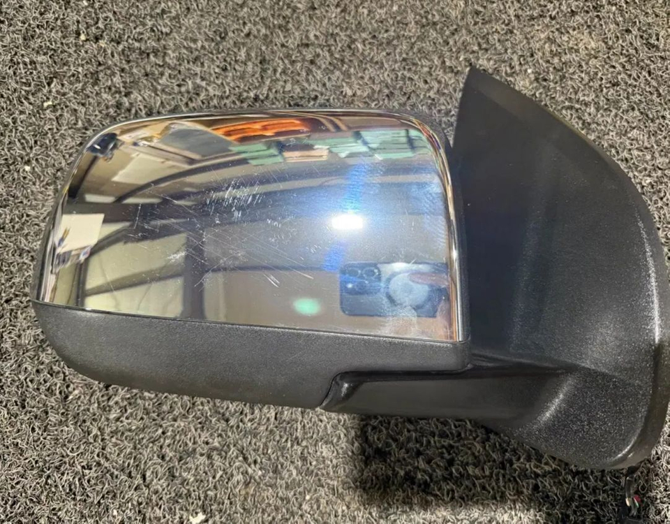 쉐보레 콜로라도 사이드미러 조수석 5핀 중고부품 자동차부품 거울--2