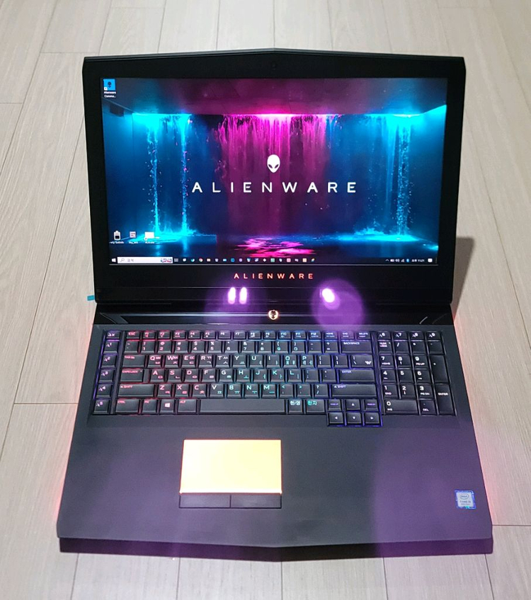 가격조정 17인치 게이밍 노트북 Alienware 17 R5 i9 토비아이 CTO 풀옵 이미지
