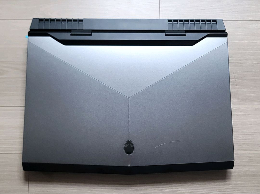 가격조정 17인치 게이밍 노트북 Alienware 17 R5 i9 토비아이 CTO 풀옵 이미지