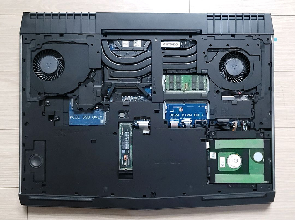 가격조정 17인치 게이밍 노트북 Alienware 17 R5 i9 토비아이 CTO 풀옵 이미지