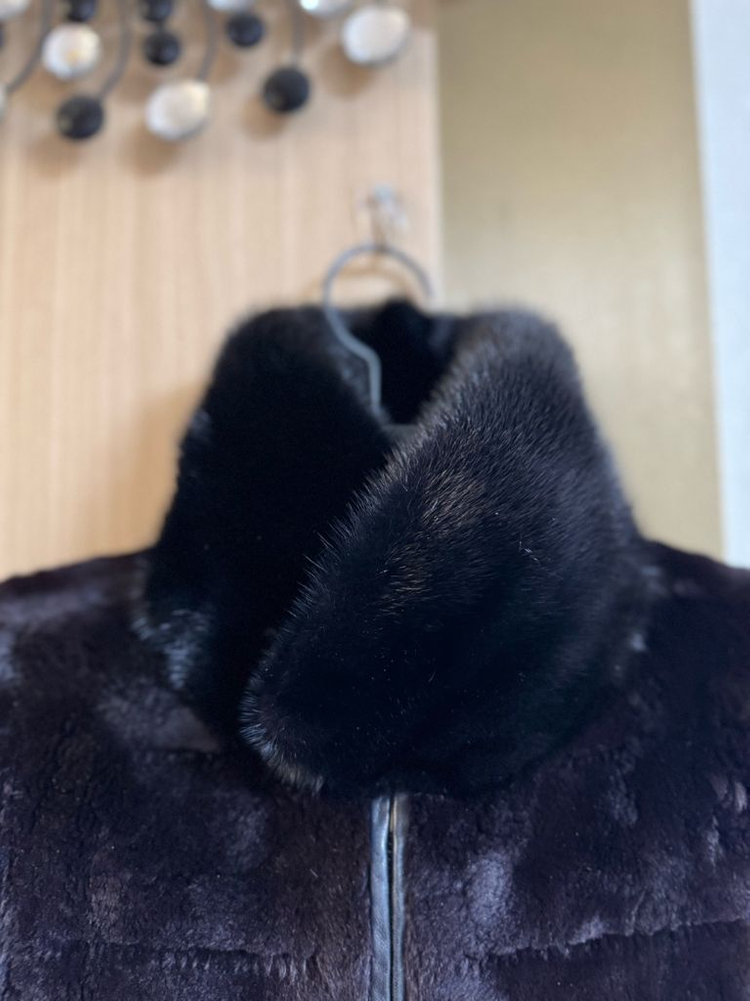 천연밍크&레빗 자켓(리버시블 아님)55사이즈 구입가120만--3