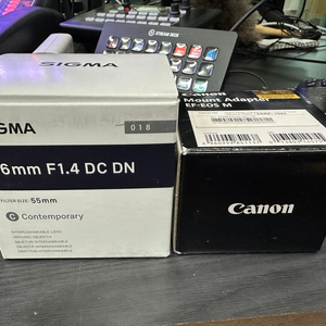캐논 m6 mark2 + 시그마 56mm F1.4 캐논 m 렌즈 + Ef to EOS M 어댑터 (상태 좋음)