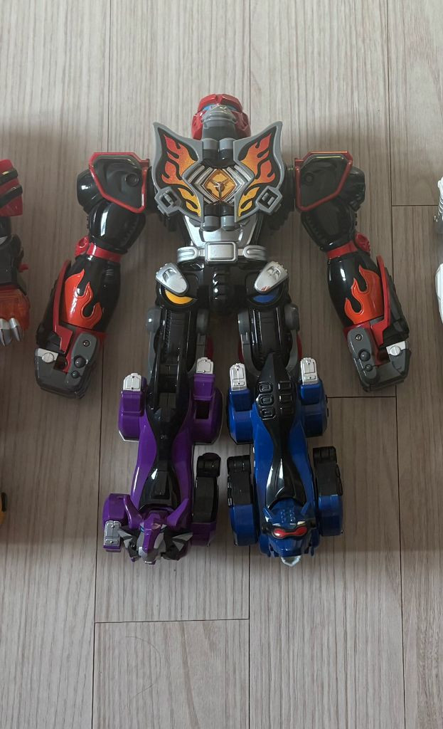 파워레인저 와일드포스 정글킹 이미지