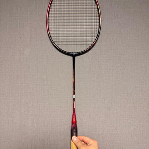 요넥스 아스트록스 99 프로 2세대(청금수리) 판매합니다.