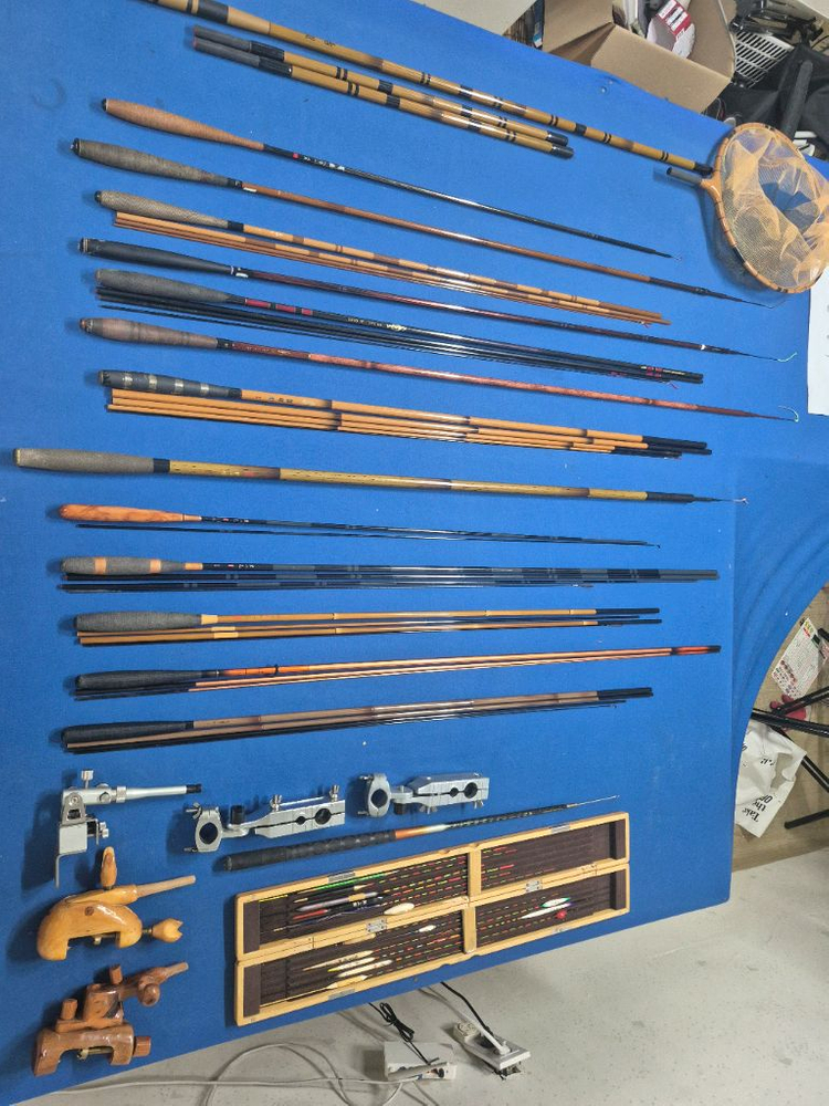 내림 중층 헤라 낚시대 6척ㅡ15척 다이와 일격 다이와 천봉검 흑일색 고천카본뜰채 내림찌세트 크램프 등 할인판매 이미지