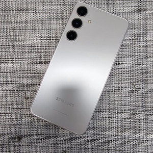 (신폰급) 갤럭시 S24플러스 512G 그레이 24년 1월개통 정상해지공기계 검수완료 선물용 60만팝니다@