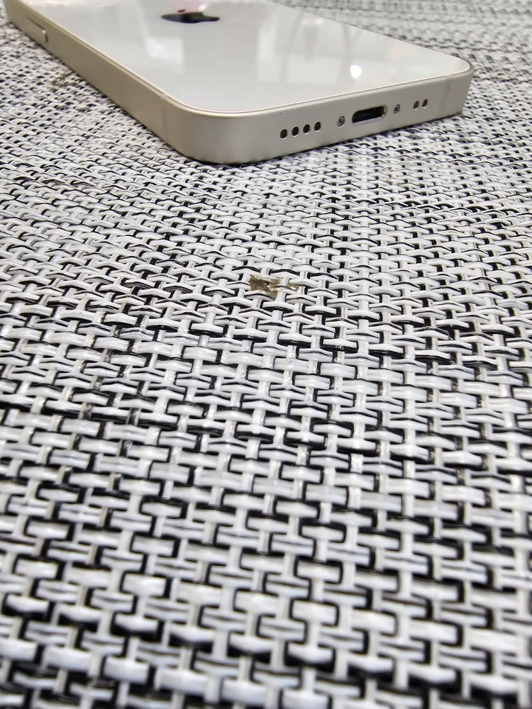 (신폰급) 아이폰 13미니 128G 스타라이트 배터리88% 무기스 무찍힘 선물용 40만팝니다@--5