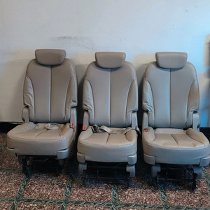 그랜드카니발 리무진 2열 시트 이미지