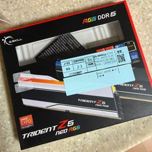지스킬 G.SKILL DDR5-6000 CL30 TRIDENT Z5 NEO RGB J 패키지 (32G(16Gx2))
