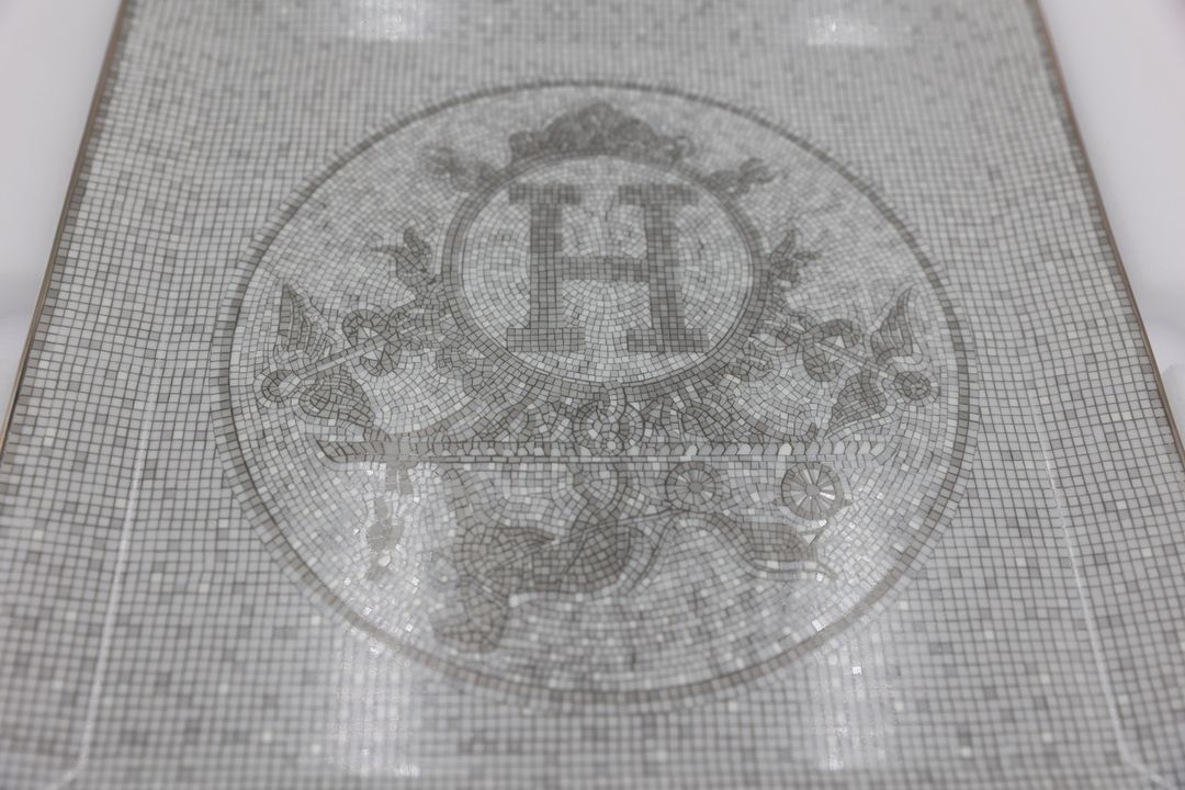 에르메스 H 로고 모자이크 사각접시 실버--2