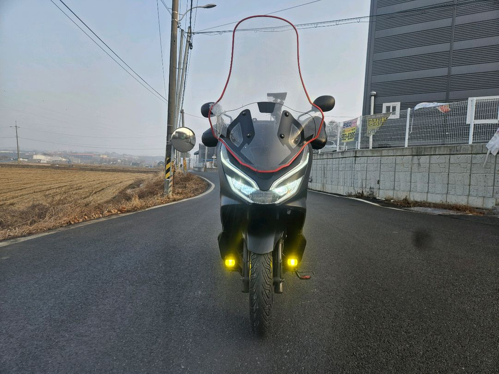 혼다PCX125/19년식/5만키로/135만원/구변완 이미지