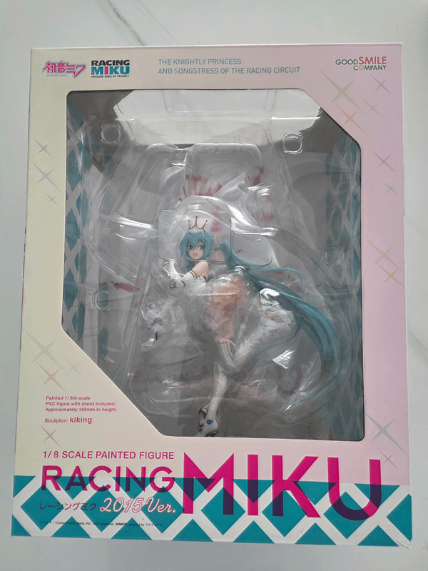 굿스마일 1/8 레이싱 미쿠 2015 피규어--1