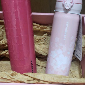 스타벅스 발렌타인 하트 트로이 . 체리블라썸 보온병 이미지