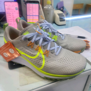 나이키 런닝화 페가수스 트레일4 280 새상품