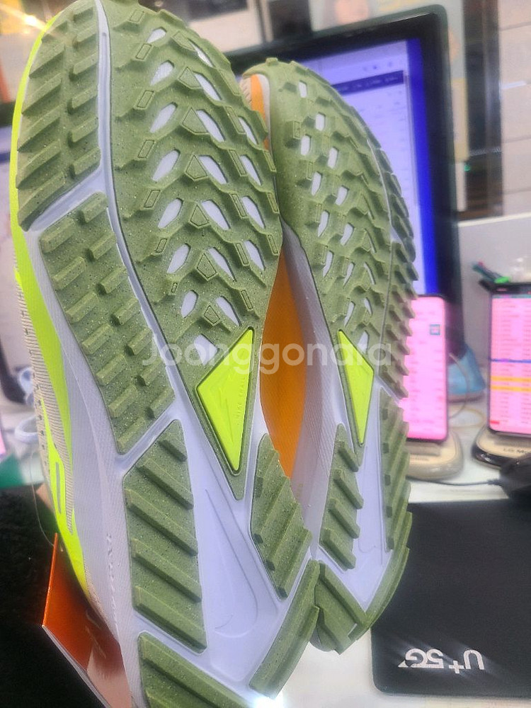 나이키 런닝화 페가수스 트레일4 280 새상품--5