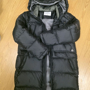 베네통 키즈 패딩 155. 새상품. 아동 패딩 150.