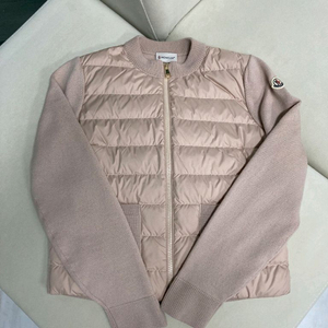 25.12 구매 몽클레어 니트패딩 XS