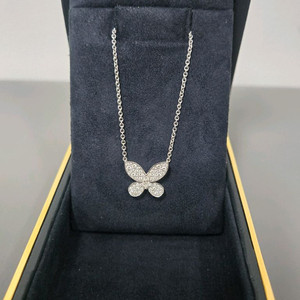 그라프 파베 버터플라이 다이아몬드 미니 팬던트 목걸이
