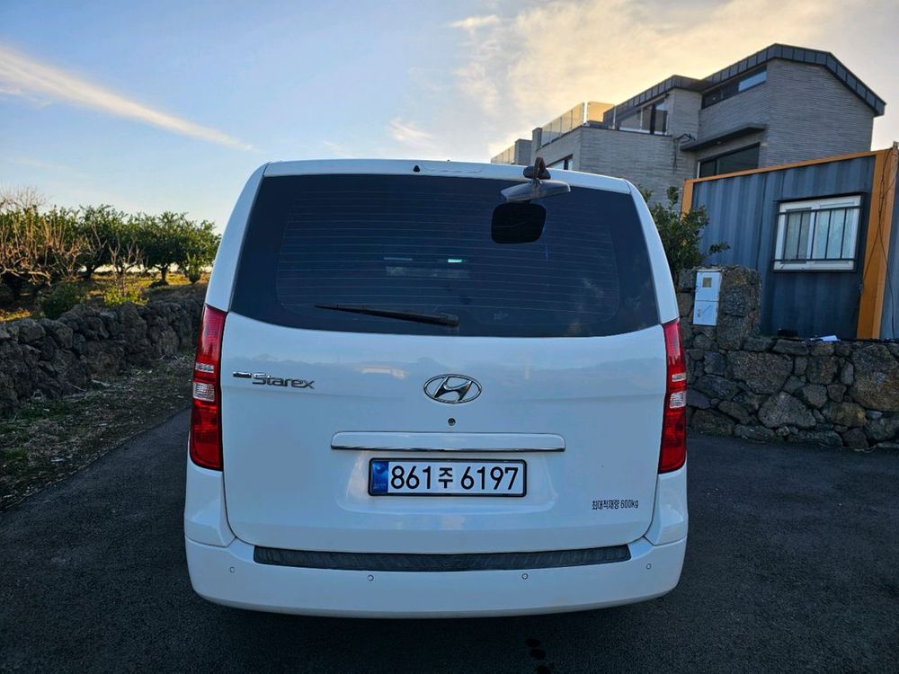 그랜드스타렉스5인승밴--3